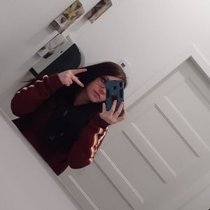 Meet your Posher, Zoe